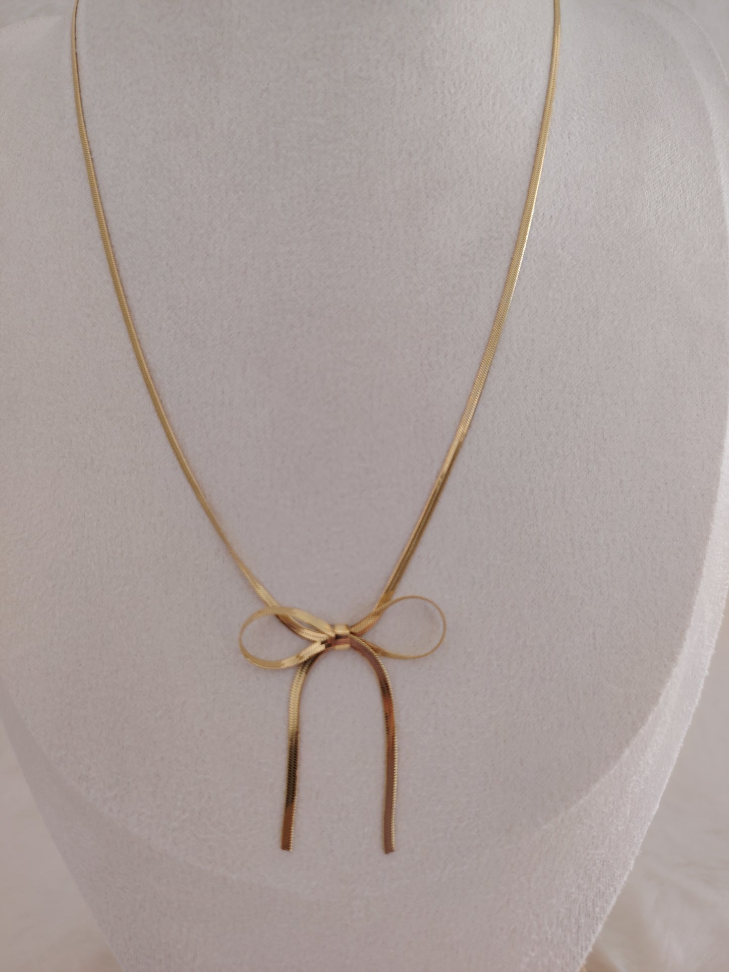 Collier Noeud d' Elégance