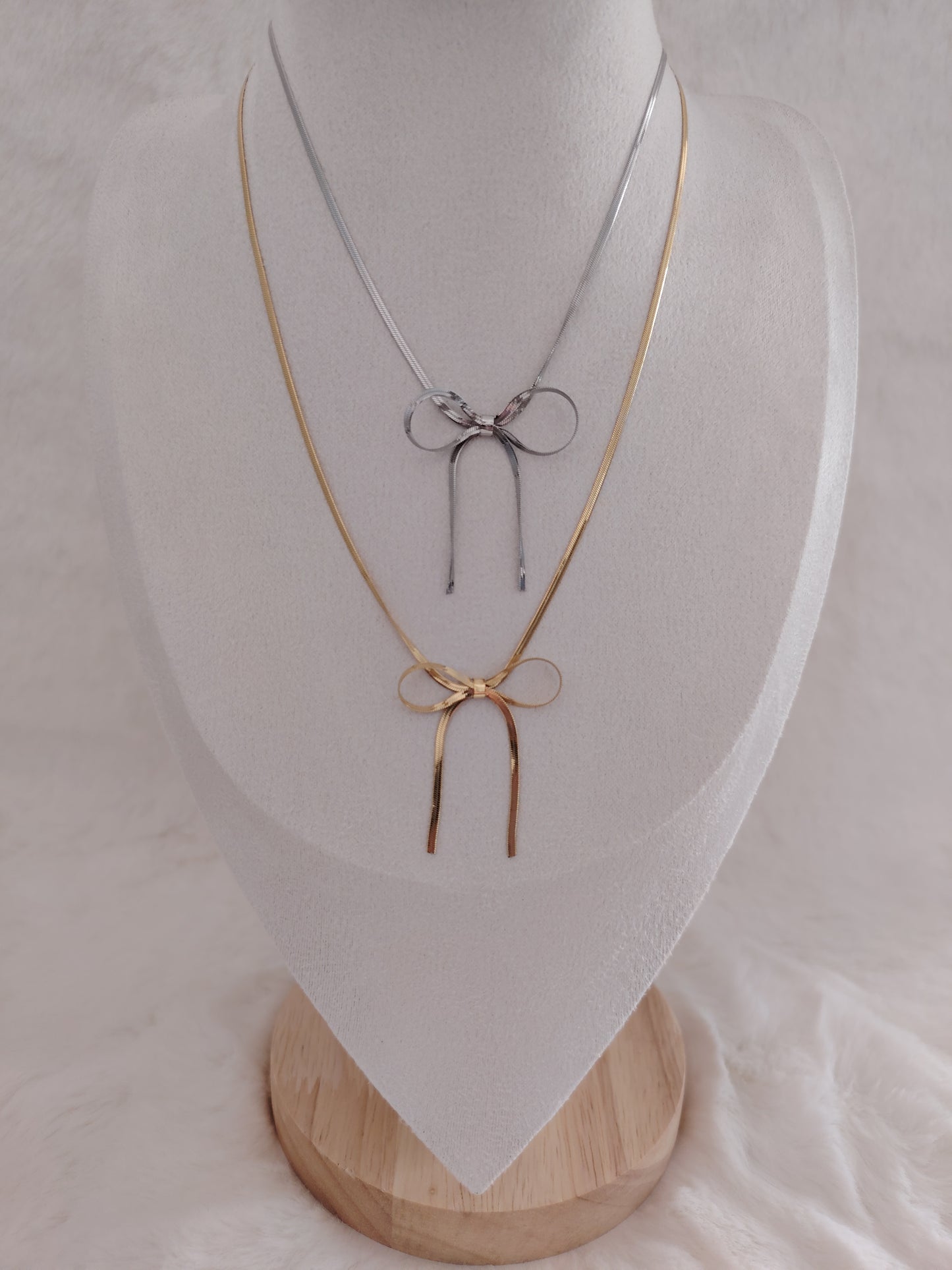Collier Noeud d' Elégance