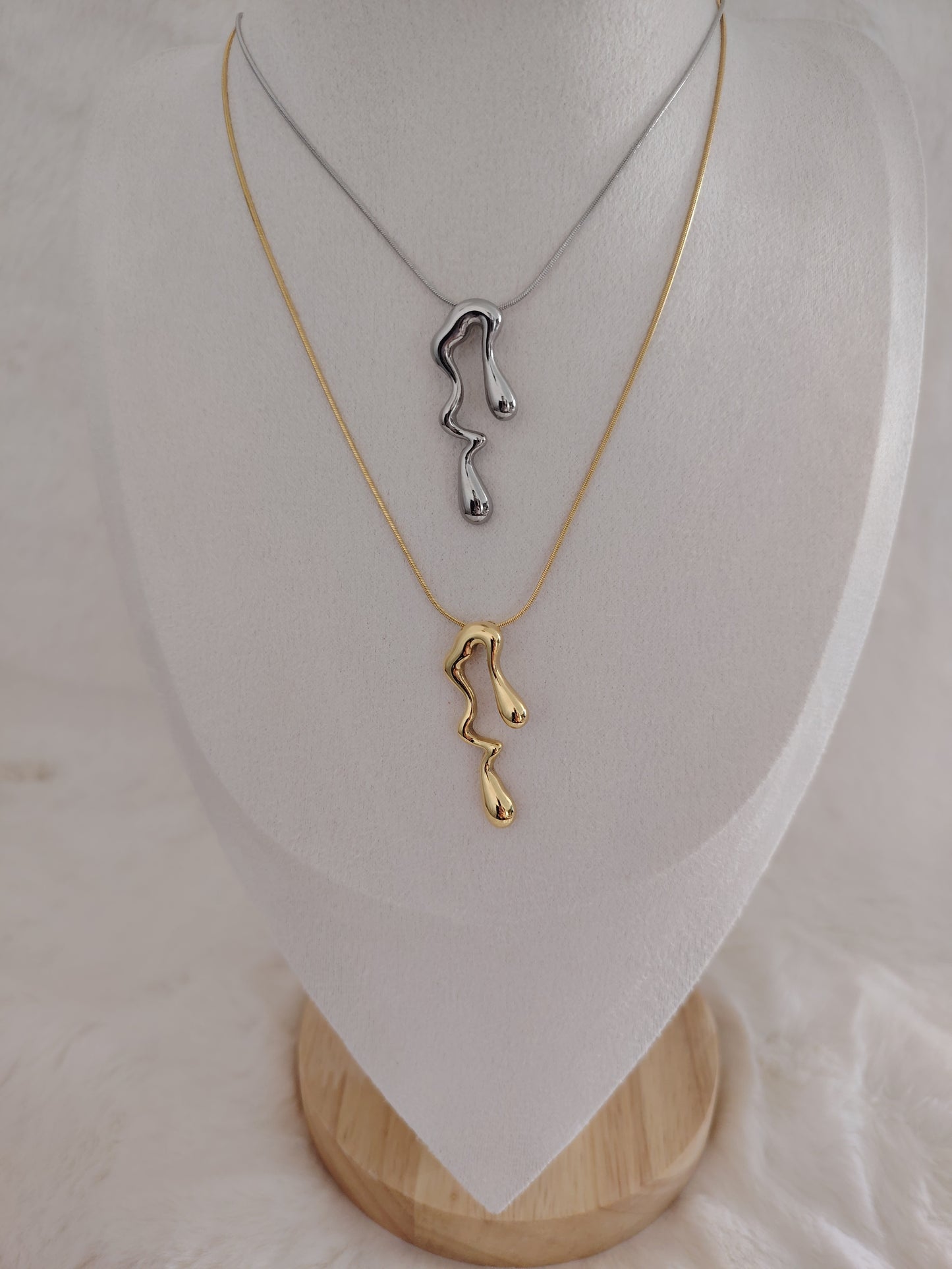 Collier Goutte Sauvage