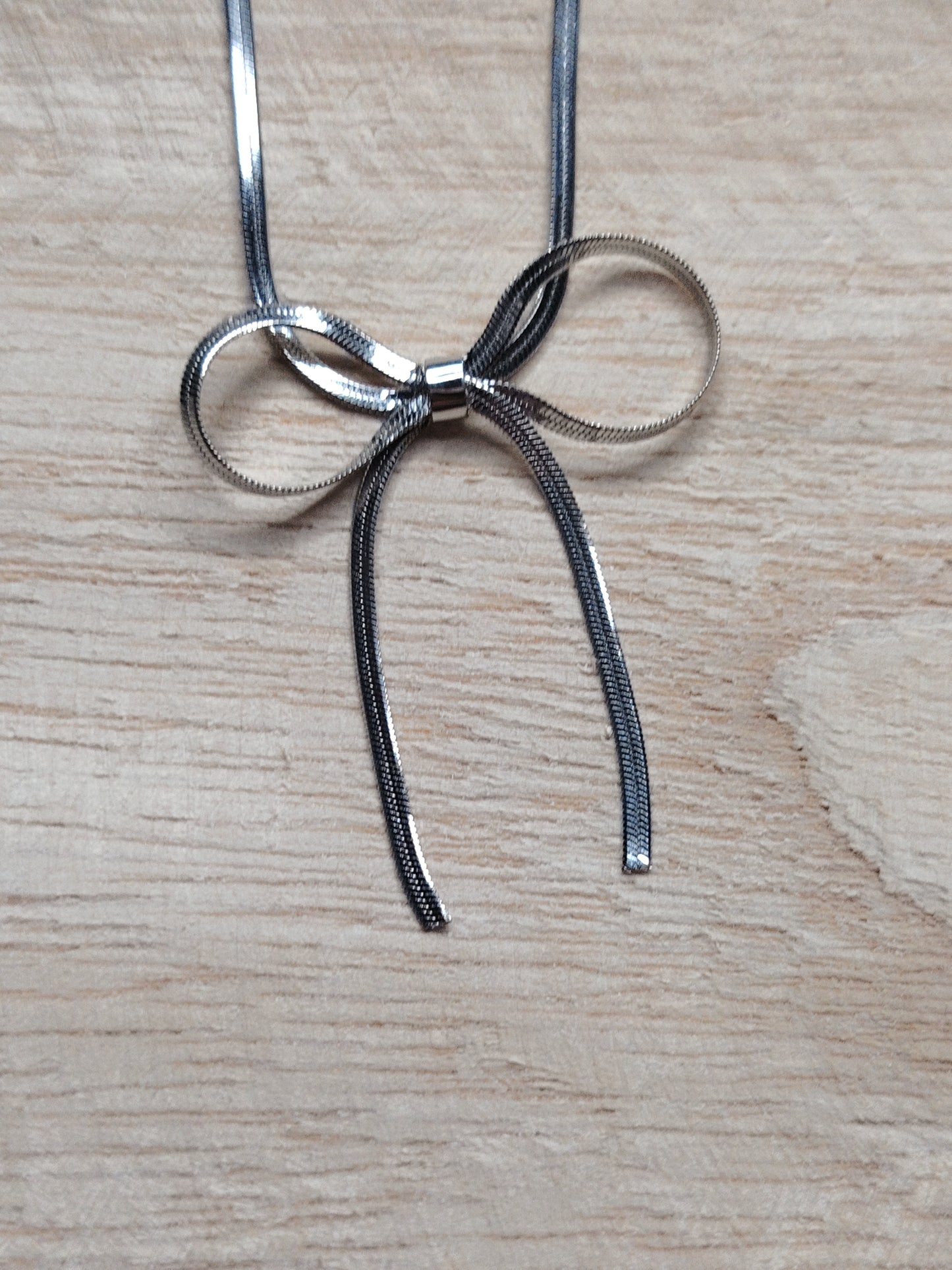 Collier Noeud d' Elégance
